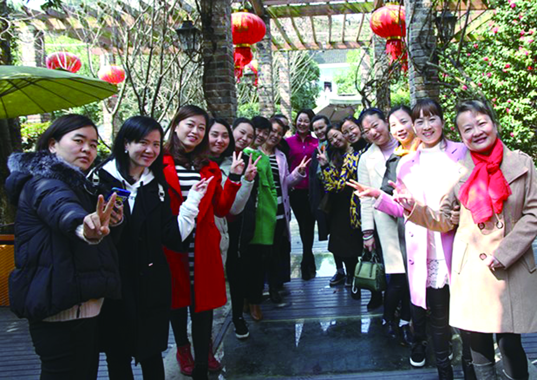 3月8日，集團(tuán)公司機(jī)關(guān)組織慶?！叭恕眿D女節(jié)活動(dòng)